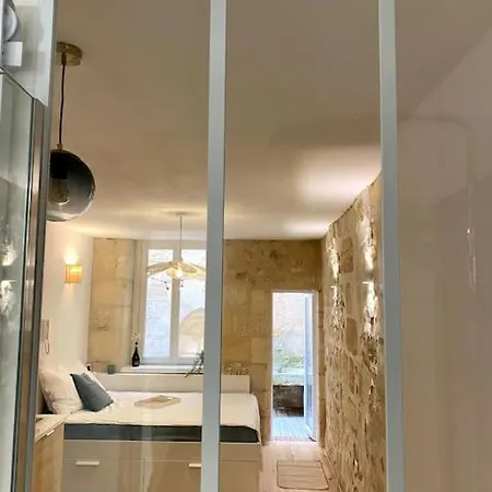 Apartman Bordelais Avec Terrasse